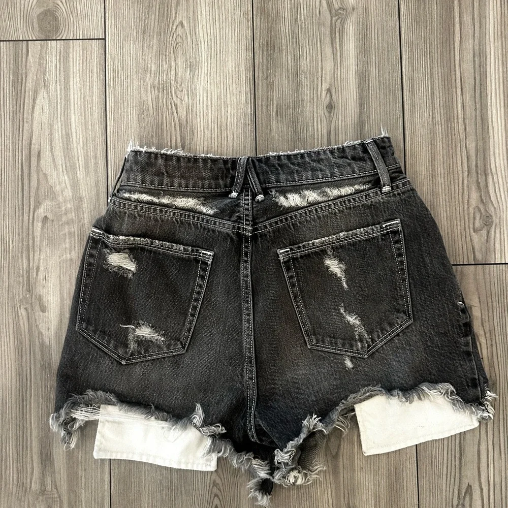 Good American Black Distressed Jean Shorts - Picture 4 of 4